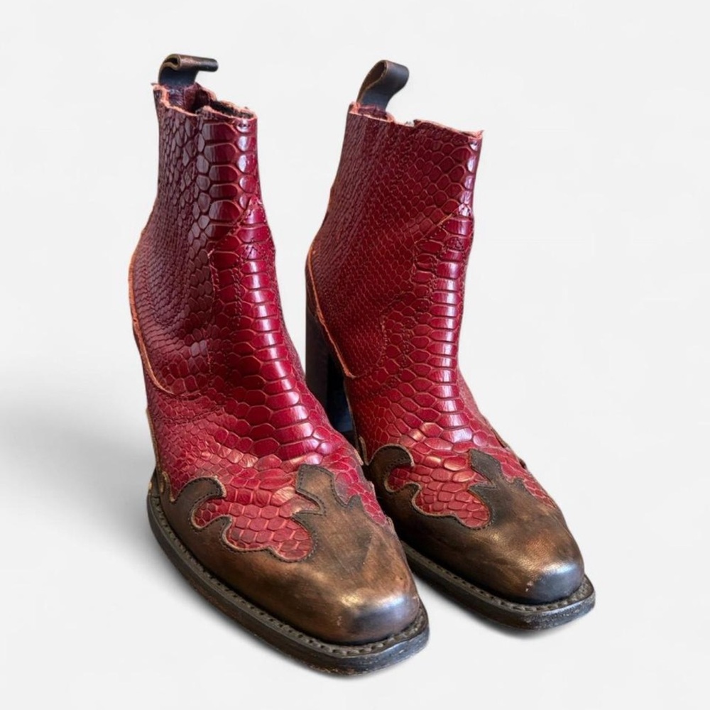 Women's Freebird Red Croc-Embossed Western Ankle Boots